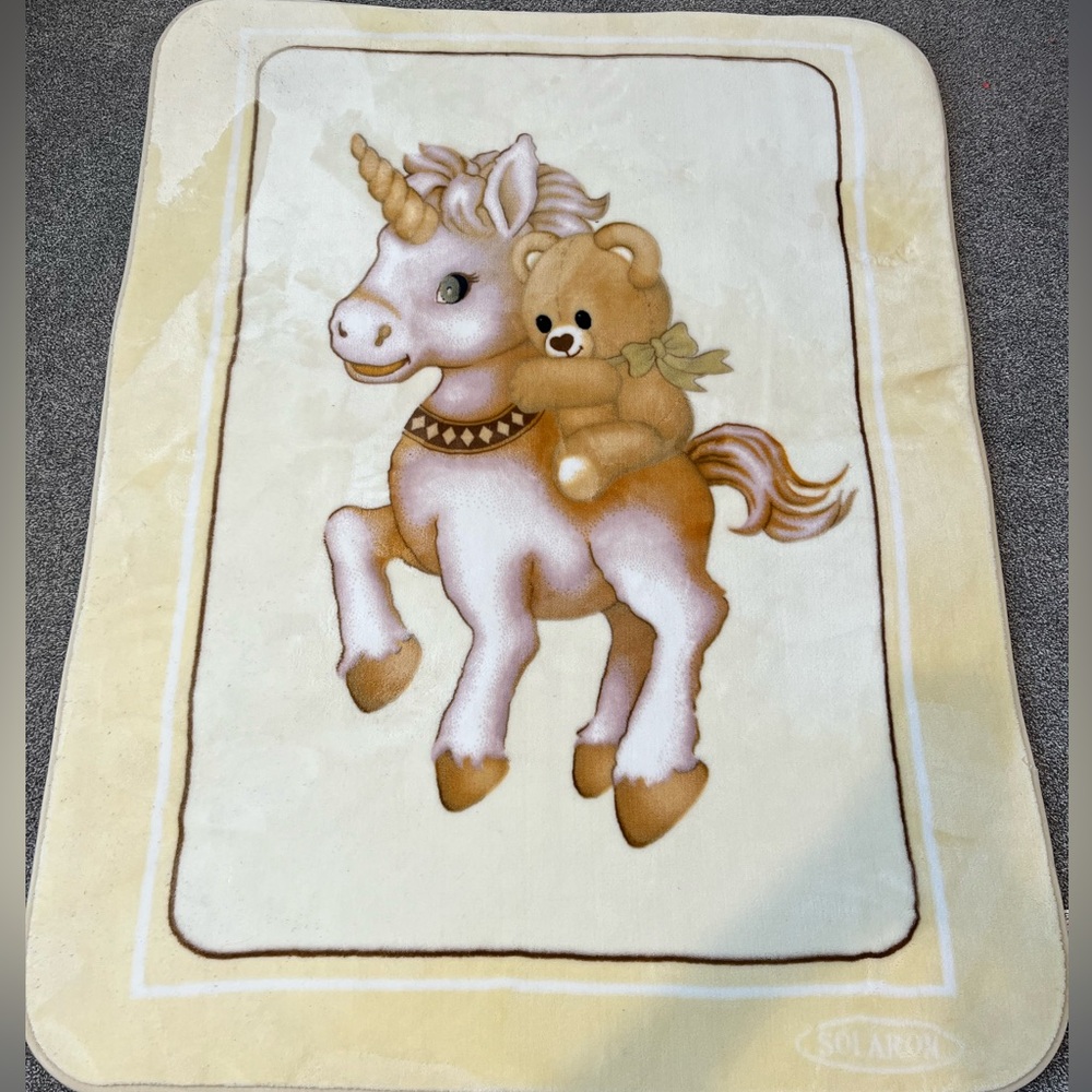 Vintage Solaron unicorn and bear yellow blanket